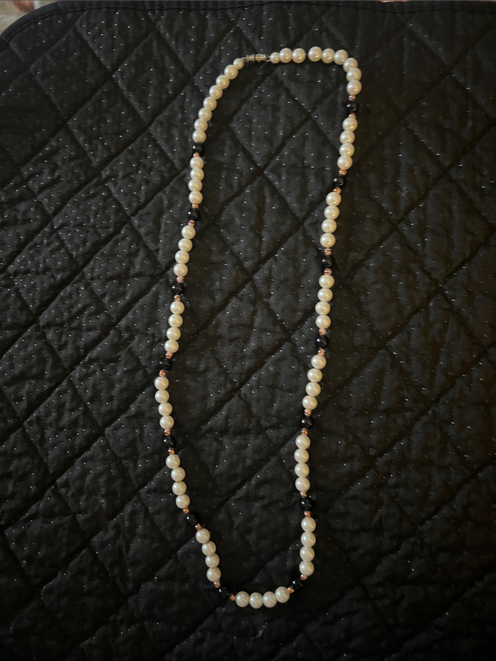 Vintage White Pearl Bead Necklace with Black Onyx Style Accents